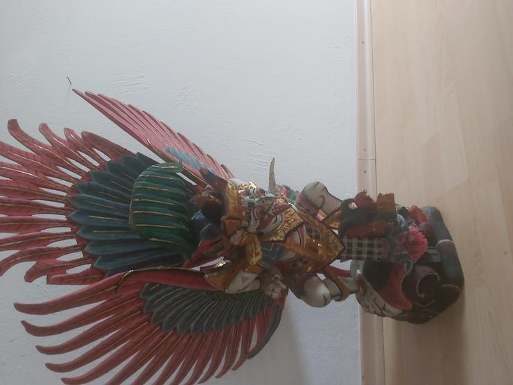 Bild 2: Indonesischen Garuda Hand gemacht