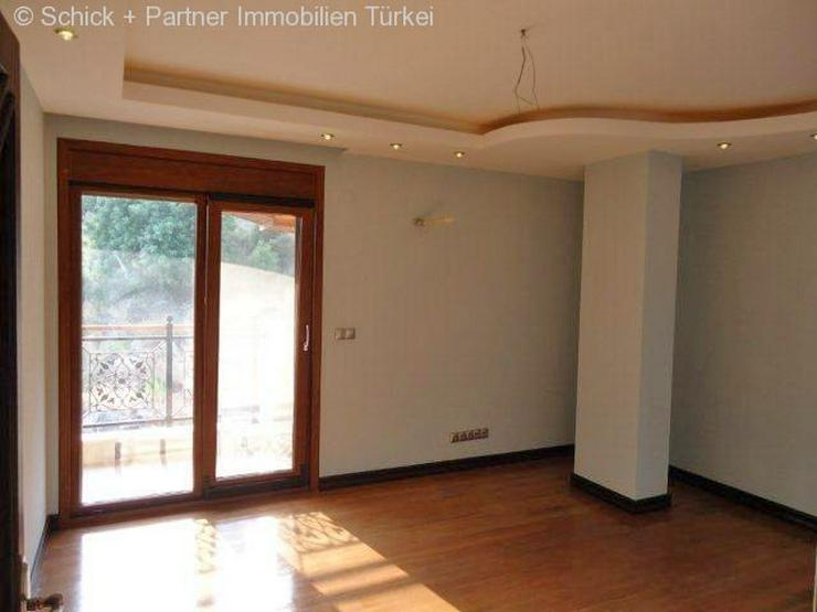 Luxus-Villa mit grossen Raumangebot und Traumpanorama - Auslandsimmobilien - Bild 11